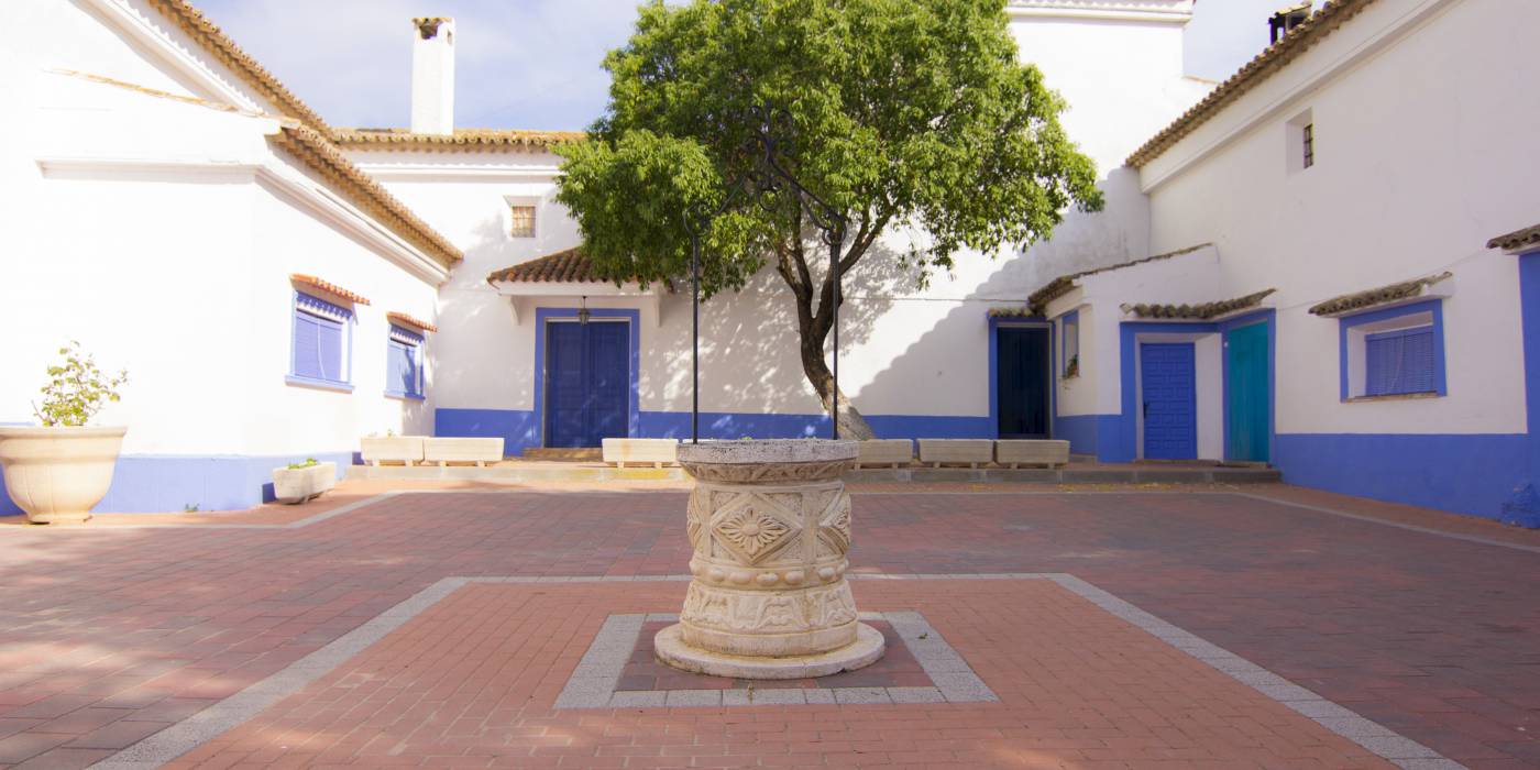 Patio de El Molar.